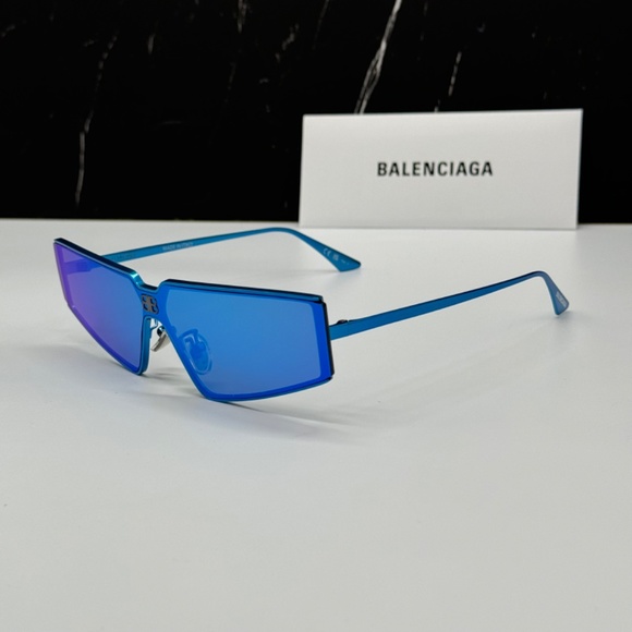 NEW BB0192S 003 BALENCIAGA BLUE GEOMETRIC WOMEN BALENCIAGA SUNGLASSES - Picture 5 of 11